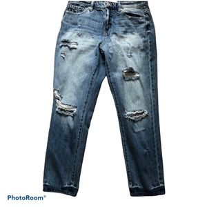 KanCan Distressed High Rise distress Jeans-size 27